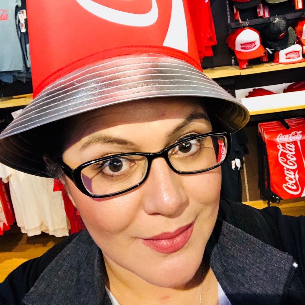 Meet your Posher, Valerie